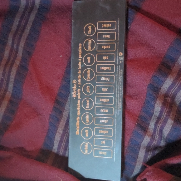 LE KVD Metal Mattes palette - Picture 5 of 5